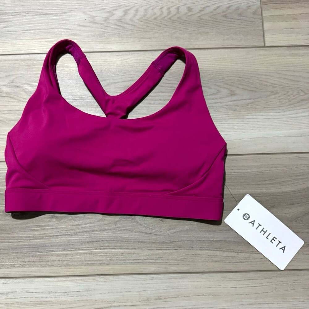 NWT Athleta Ultimate Bra Medium Impact Compression Sports Bra Magenta Pink SizeM
